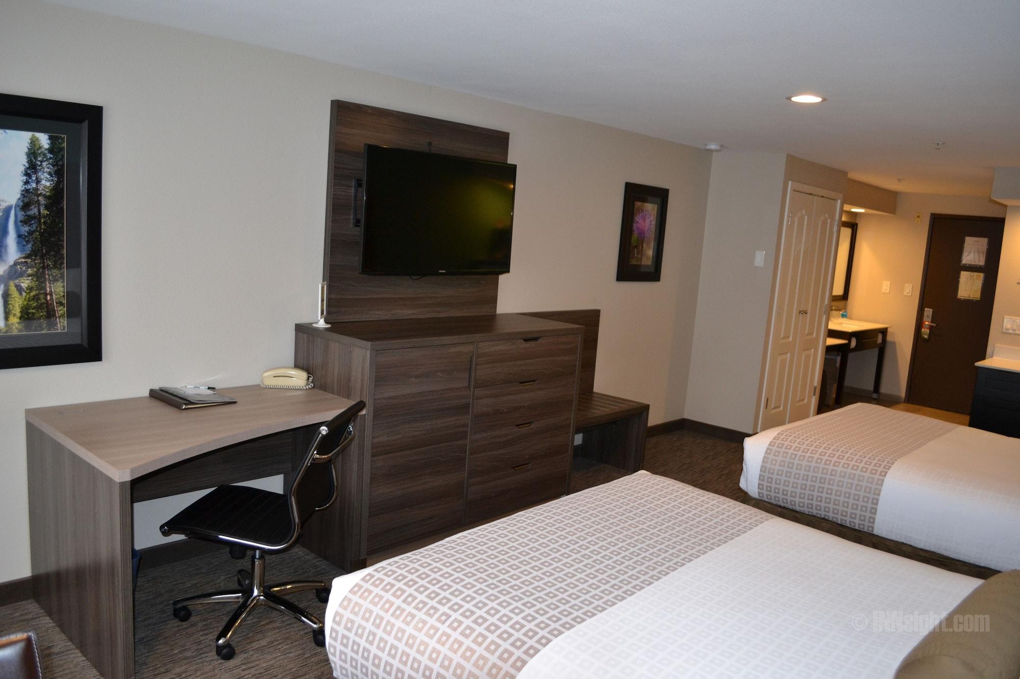 Yosemite Southgate Hotel & Suites Oakhurst Exterior photo