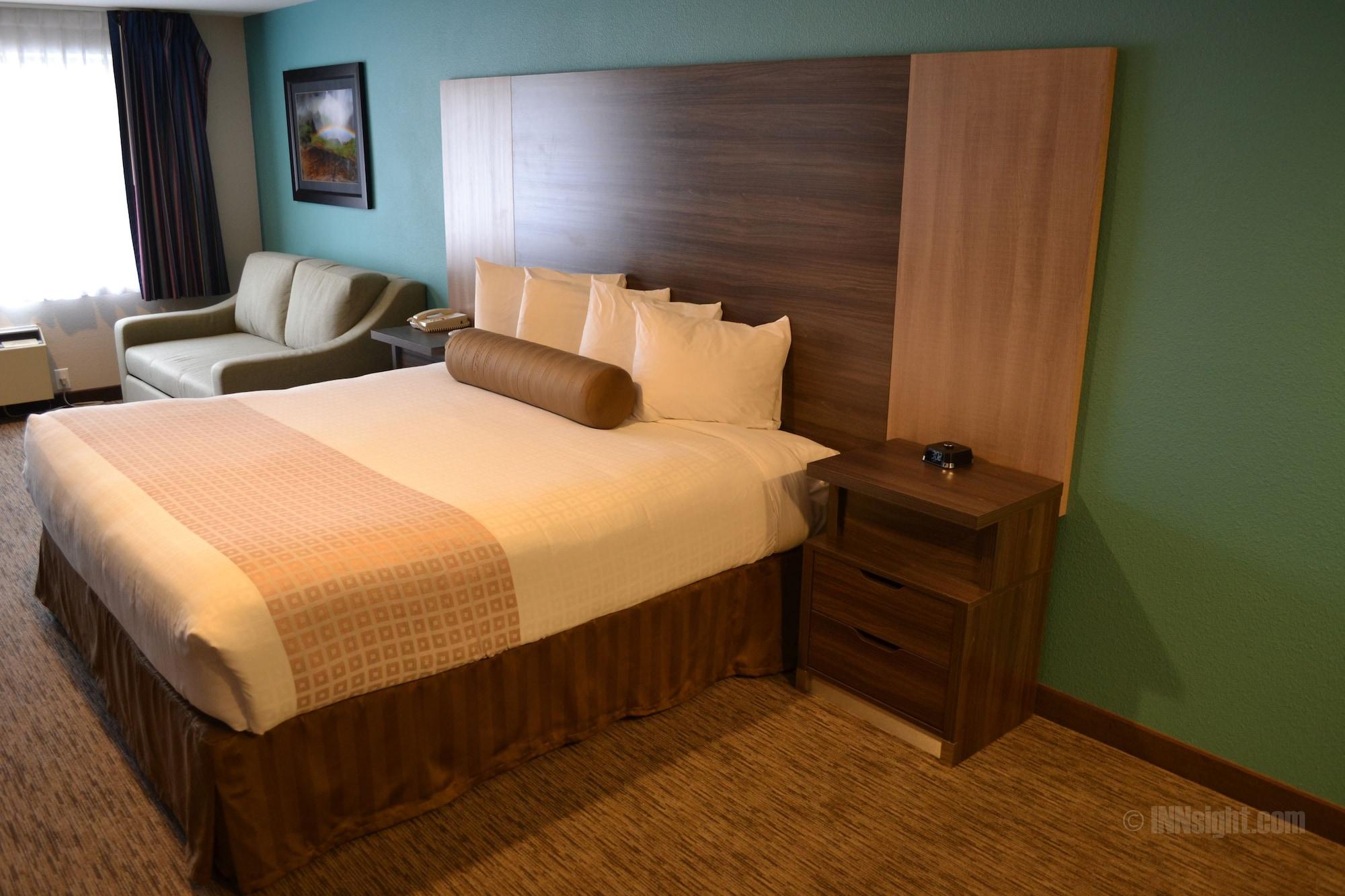 Yosemite Southgate Hotel & Suites Oakhurst Exterior photo